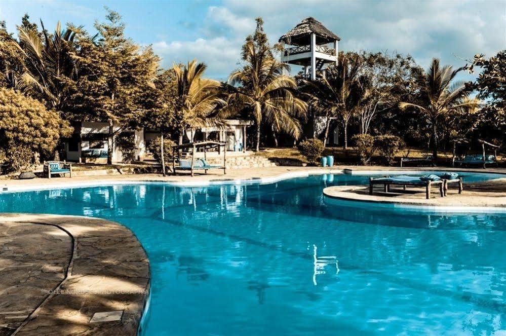 Hotel Kinondo Kwetu Playa de Diani Exterior foto